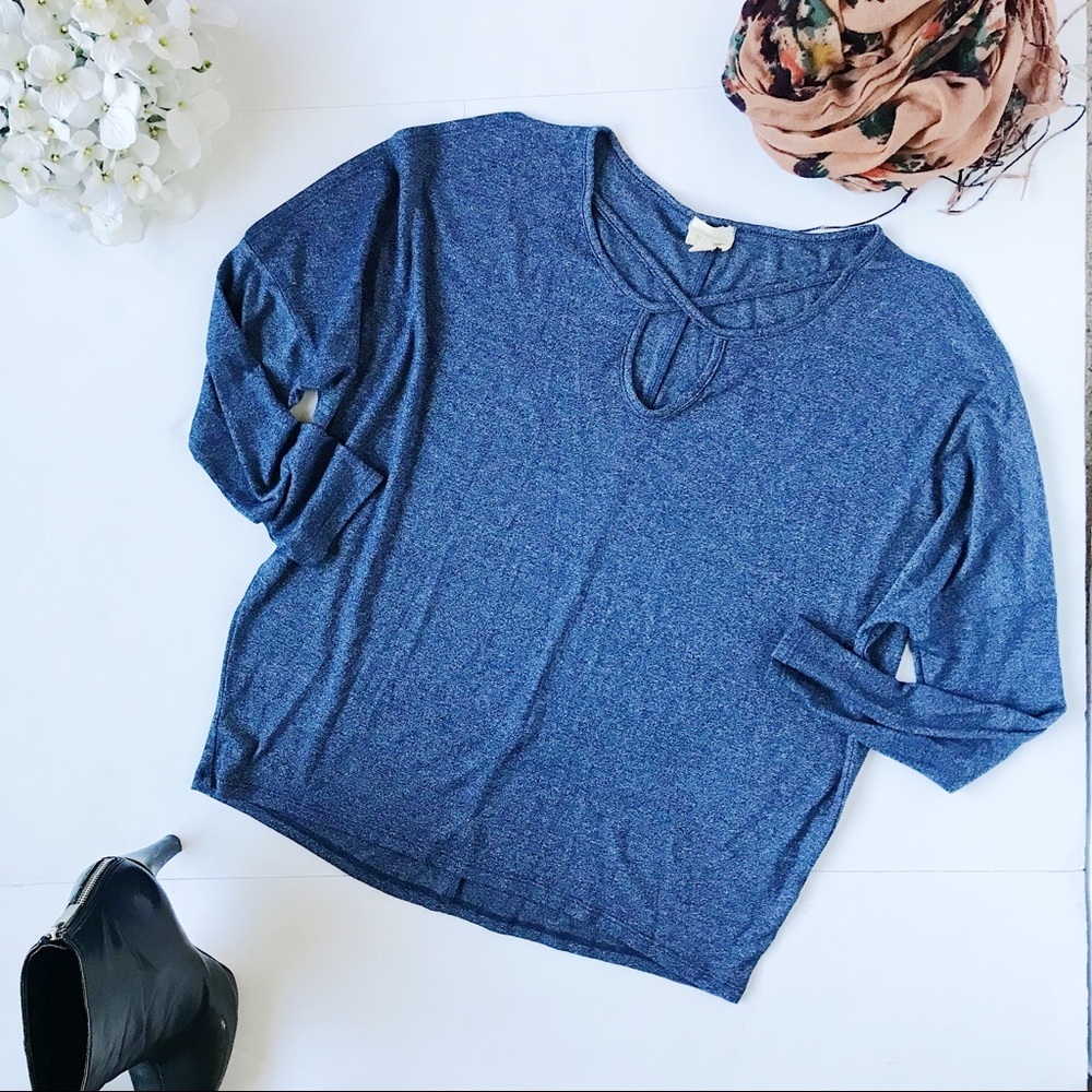 3/$20 Caution To The Wind Cold Shoulder Top